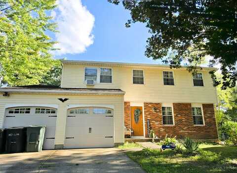 921 Leslie Court, Mason, OH 45040