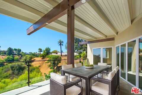 2121 Stradella Rd, Los Angeles, CA 90077