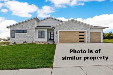 717 Pointer Circle, Center Point, IA 52213