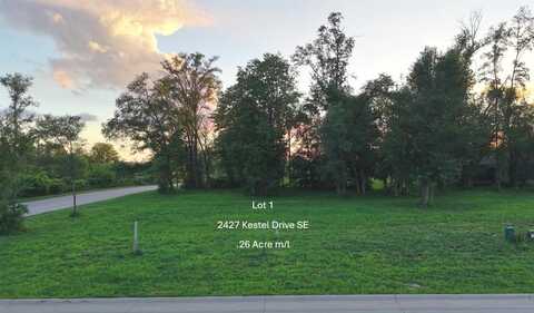 2427 Kestrel Drive SE, Cedar Rapids, IA 52403