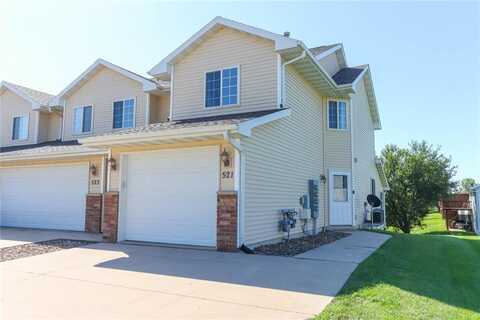 521 E Goldfinch Dr, Tiffin, IA 52340