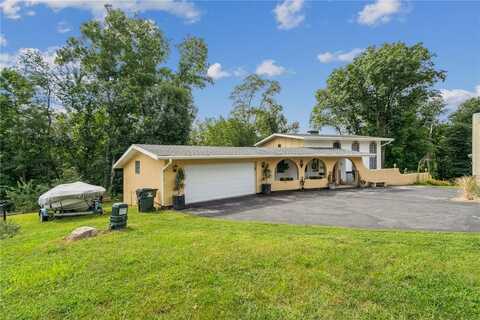 3100 Blue Ridge Ct NE, Cedar Rapids, IA 52402
