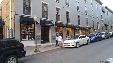 360 Broadway, Saratoga Springs, NY 12866