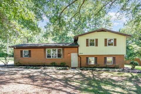 1503 Lakeview Drive, Pineville, NC 28134