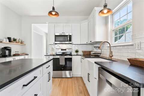 1836 Danny Court, Matthews, NC 28105