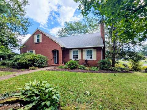 500 SHIKELIMO Lane, Lewisburg, PA 17837