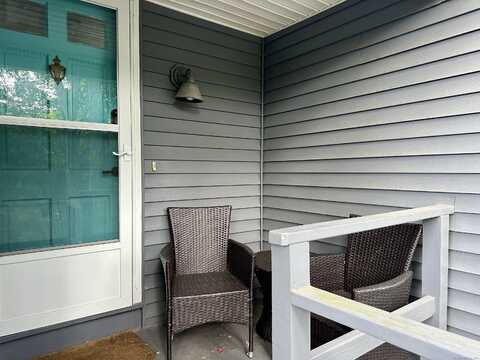 36 Tuxis Road, Madison, CT 06443