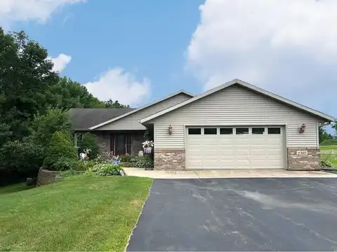 1305 Eden Drive, Wausau, WI 54401