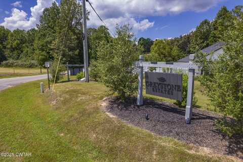 Lot 8 Greystone Cove, Henderson, TN 38340