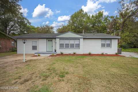 97 Ingram Street, Jackson, TN 38301