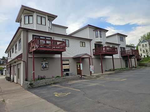 33 N 1st St, Bayfield, WI 54814