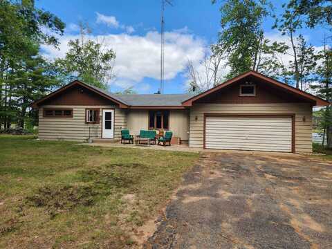 1544 Lotus Ln, Eagle River, WI 54521