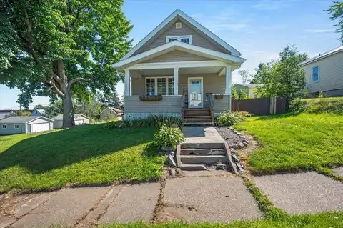 202 17th St, Cloquet, MN 55720