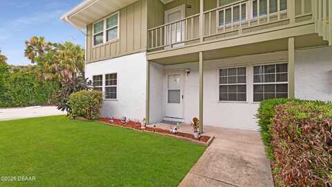 840 Center Avenue, Holly Hill, FL 32117