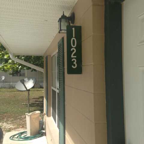 1023 2nd Ave, Trenton, FL 32693