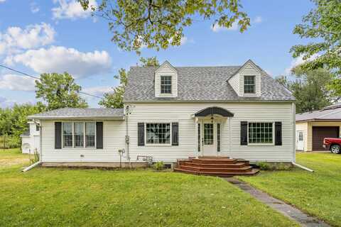 602 Charles, Delhi, IA 52223