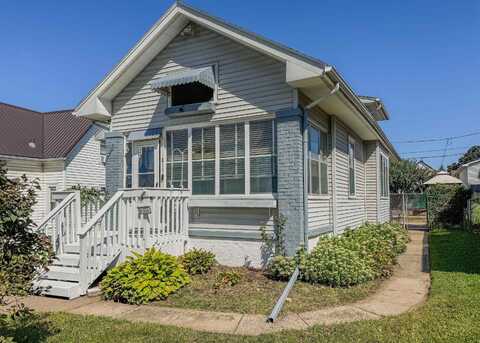 811 Lawther, Dubuque, IA 52001