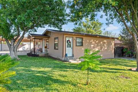 169 Cerezo, Del Rio, TX 78840