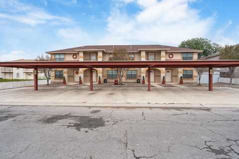 113 Ramon Cardenas, Del Rio, TX 78840