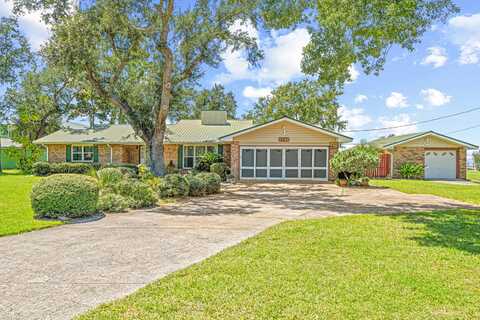 2744 Bay Grove Road, Freeport, FL 32439
