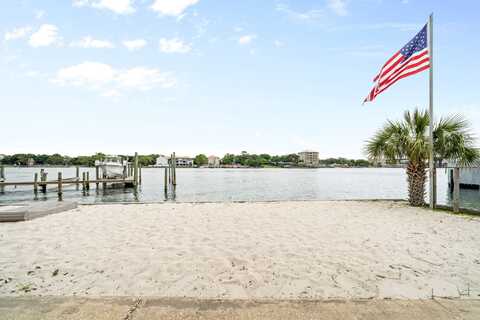333 Bluefish Drive, Fort Walton Beach, FL 32548