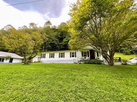 367 Sukey Frk., Belfry, KY 41514