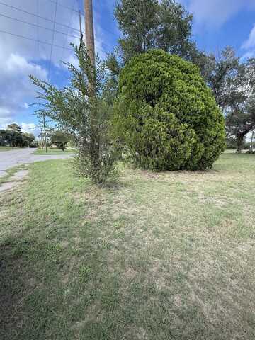 602 E Second, Watonga, OK 73772