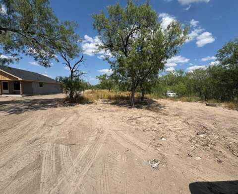 261 Dub Drive, Eagle Pass, TX 78852