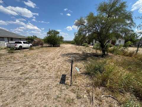 457 La Paloma Drive, Eagle Pass, TX 78852
