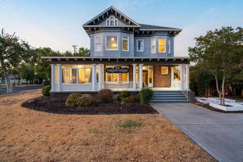455 20th Street W, Merced, CA 95340