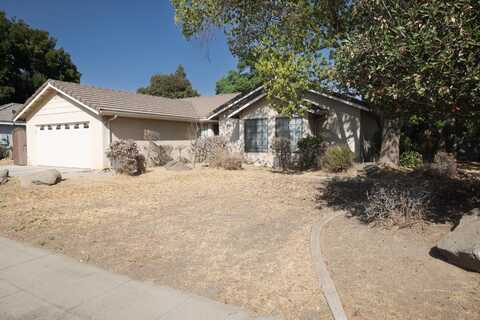 589 Petite Avenue, Madera, CA 93637