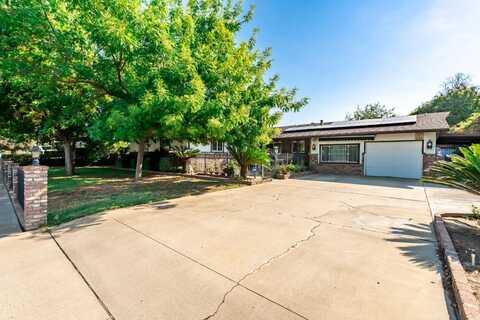 5370 Maroa Avenue N, Fresno, CA 93704