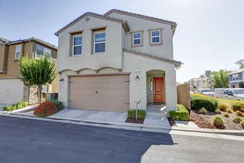 1575 Zenith Pt, Clovis, CA 93619