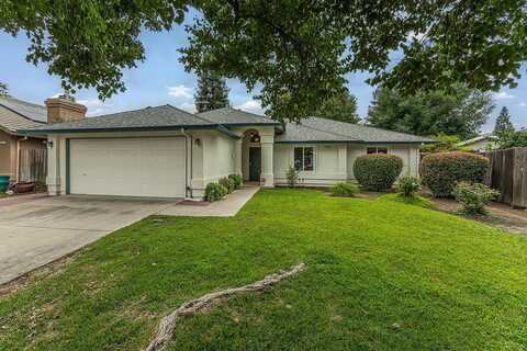 1442 Goshen Avenue, Clovis, CA 93612