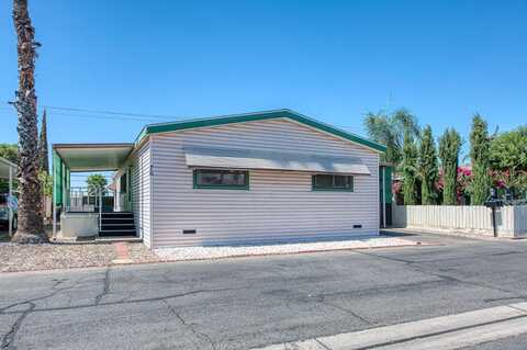 2317 Chestnut Avenue S, Fresno, CA 93725