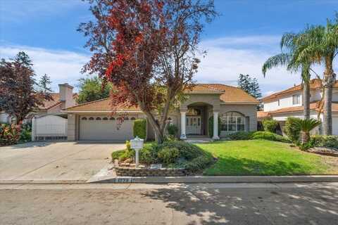 1779 Niles Avenue E, Fresno, CA 93720