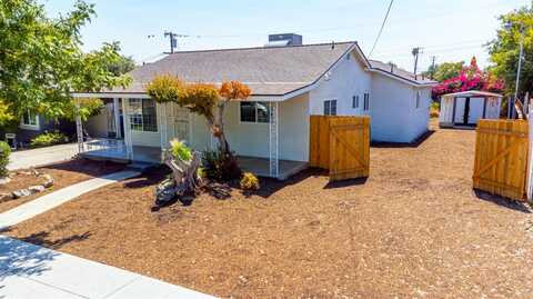 4774 Hammond Avenue E, Fresno, CA 93703