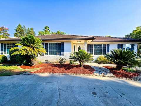1654 Vartikian W, Fresno, CA 93711
