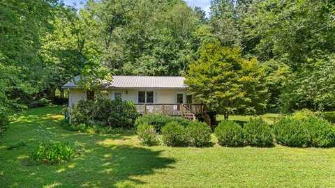 210 SUTTLES, Franklin, NC 28734