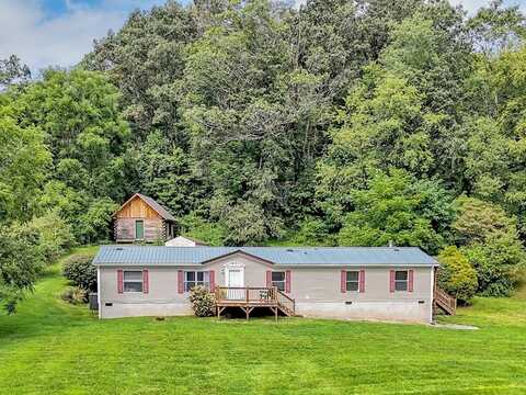 21 Crooked Trail, Canton, NC 28716