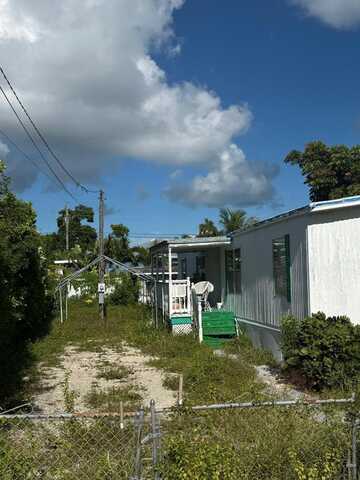 13 Judy Place, Key Largo, FL 33037