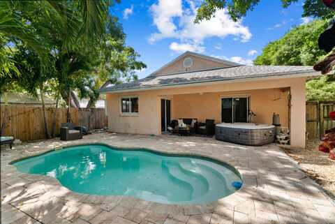 46 Snapper Avenue, Key Largo, FL 33037