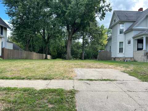 1015 Hayes Avenue, Fremont, OH 43420