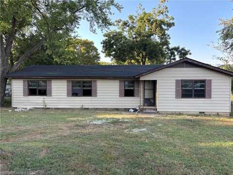 511 SE 4th ST Unit #A and B, Spiro, OK 74959