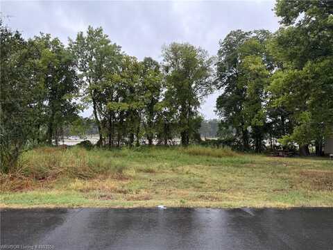 2403 Dora RD, Van Buren, AR 72956