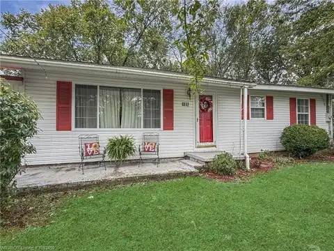 131 E North ST, Waldron, AR 72958