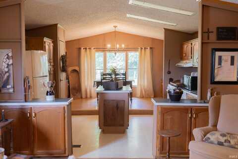 3990 W State Road 44 Highway, Rushville, IN 46173