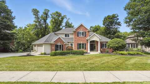 202 Royal Crest Drive, Fort Wayne, IN 46814