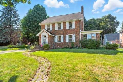 406 S Wayne Street, Angola, IN 46703