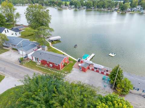 1335 E 700 S Road, Wolcottville, IN 46795